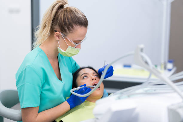 Best Emergency Care for Gum Disease in Los Angeles, CA